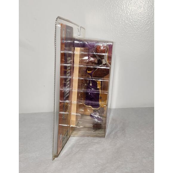 Mcfarlane Toys Sports Picks Los Angeles Lakers Karl Malone #11 Series 6 2004 New - Picture 5 of 6